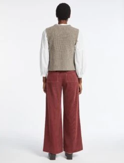 Janie Wool Round Neck Sleeveless Jumper - Taupe -CEFINN Shop AU23 K57 JANIE TAUPE LS 4078