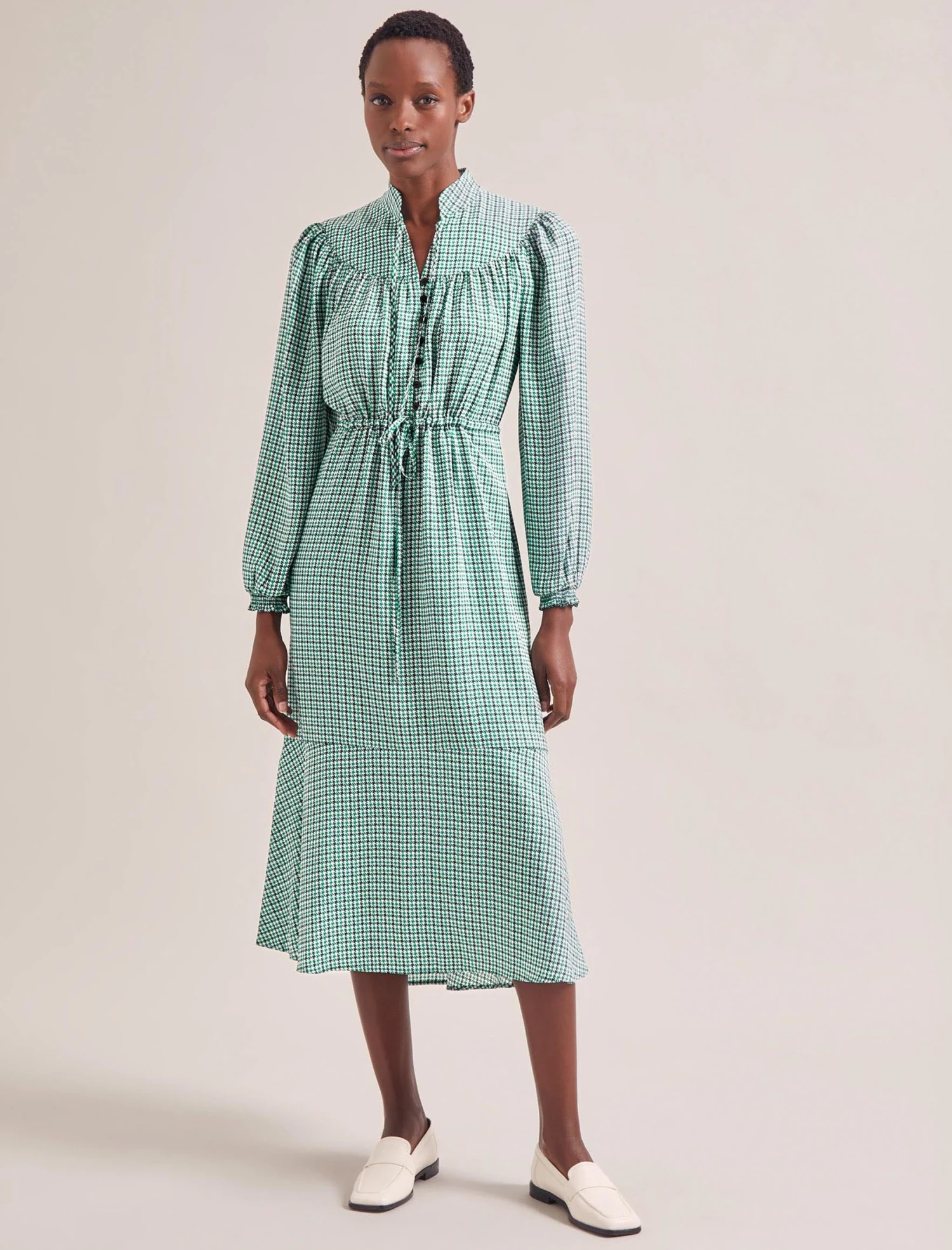 Zahra Midi Dress - Ecru Green Houndstooth Print 3 Zahra Midi Dress - Ecru Green Houndstooth Print - Image 3