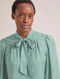 Aubrey Shirt - Ecru Green Houndstooth Print -CEFINN Shop SP24 S84 AUBREY ECRUGREENHOUNDSTOOTHPRINT LS 0123