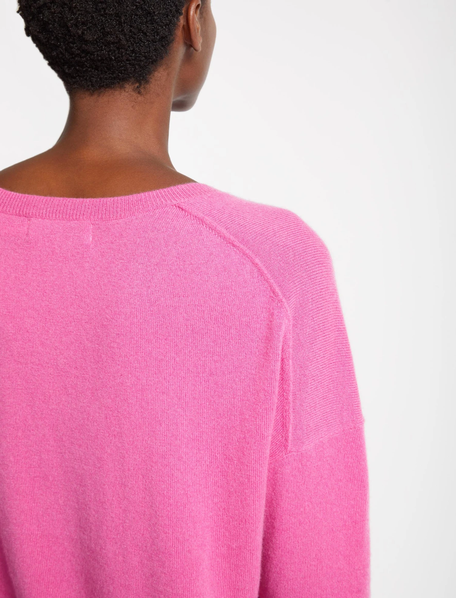 Joely Cashmere Curved Hem Boxy Jumper - Hot Pink 2 Joely Cashmere Curved Hem Boxy Jumper - Hot Pink - Image 2