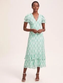 Front Page 21 Front Page -CEFINN Shop SU24 D618 LOTTA GREENCARNATION LS 40938